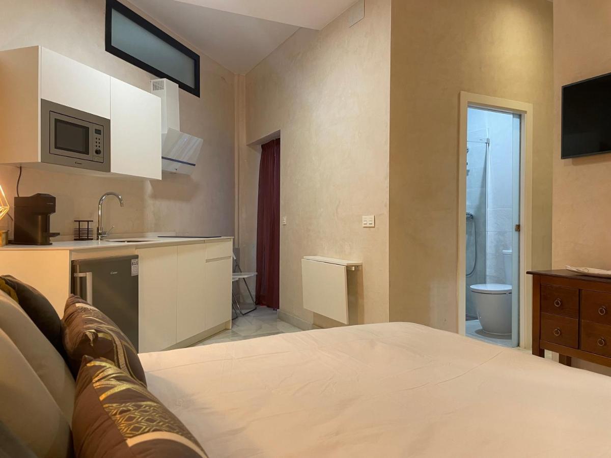 Adriano Apartments เซบีญา ภายนอก รูปภาพ