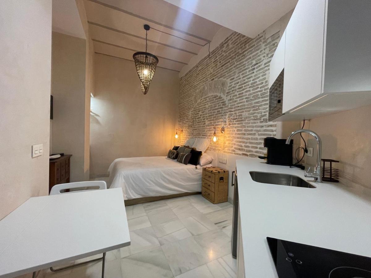 Adriano Apartments เซบีญา ภายนอก รูปภาพ