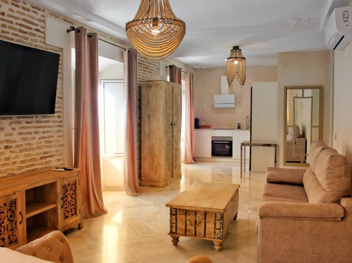 Adriano Apartments เซบีญา ภายนอก รูปภาพ